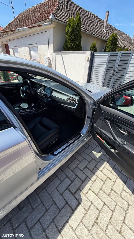 BMW Seria 5 520d Aut. - 11
