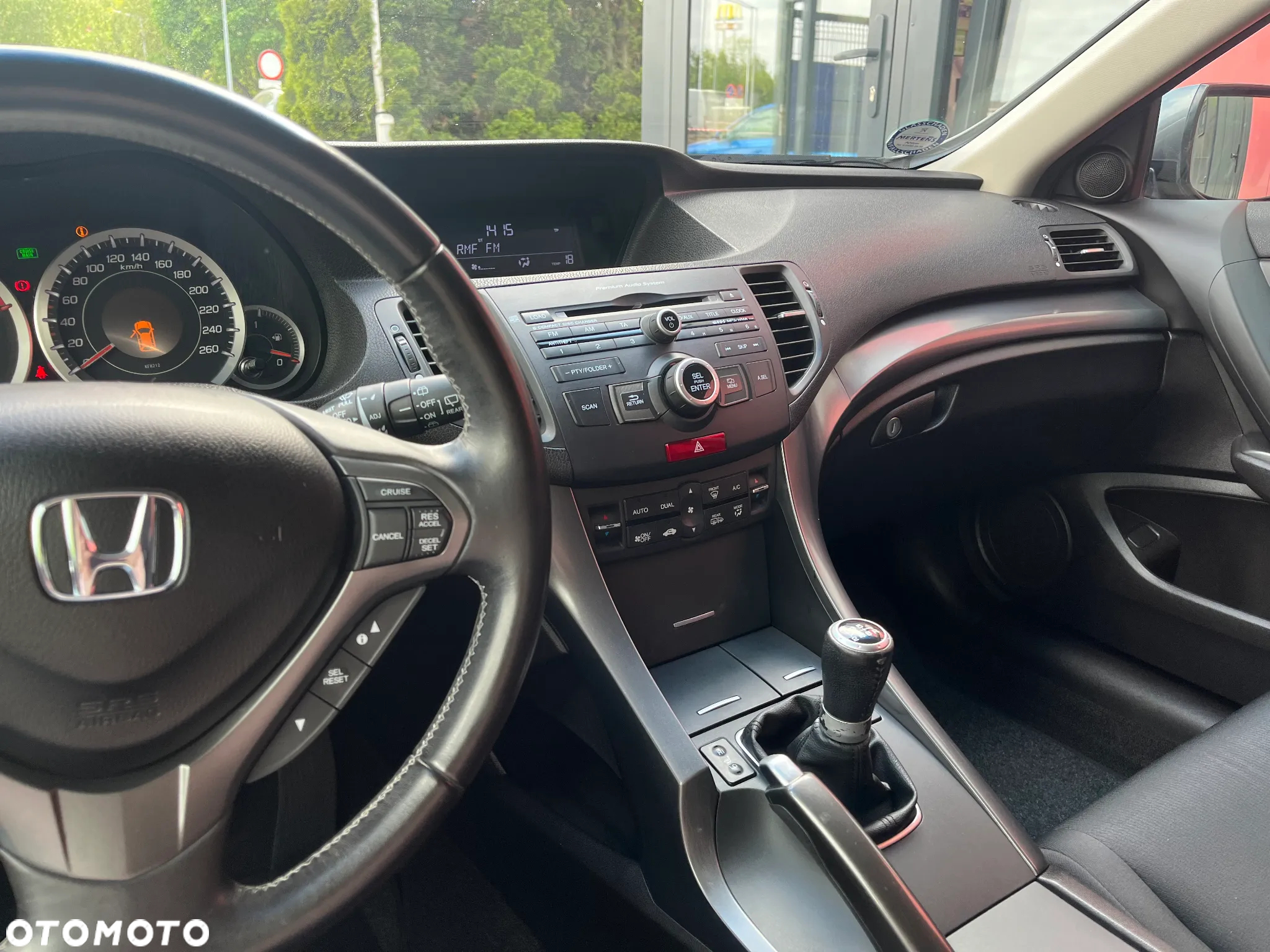 Honda Accord 2.0 Executive - 22