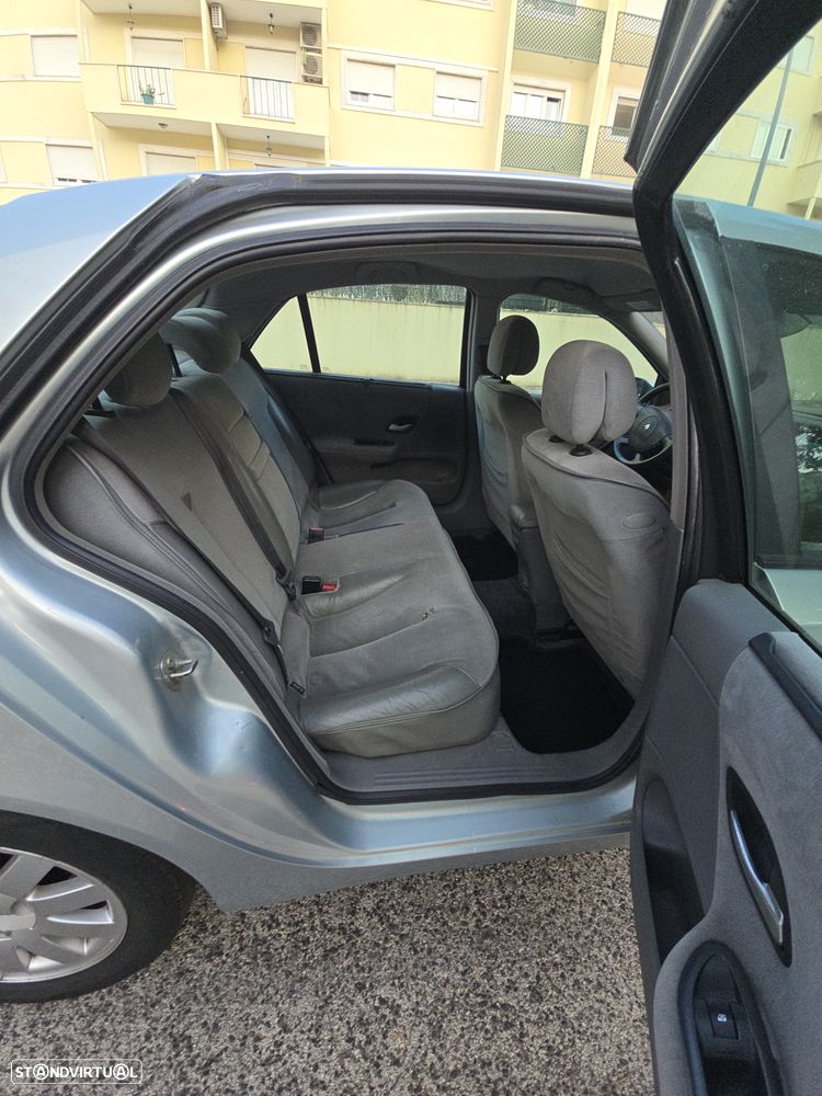 Renault Laguna 1.6 Dynamique - 25