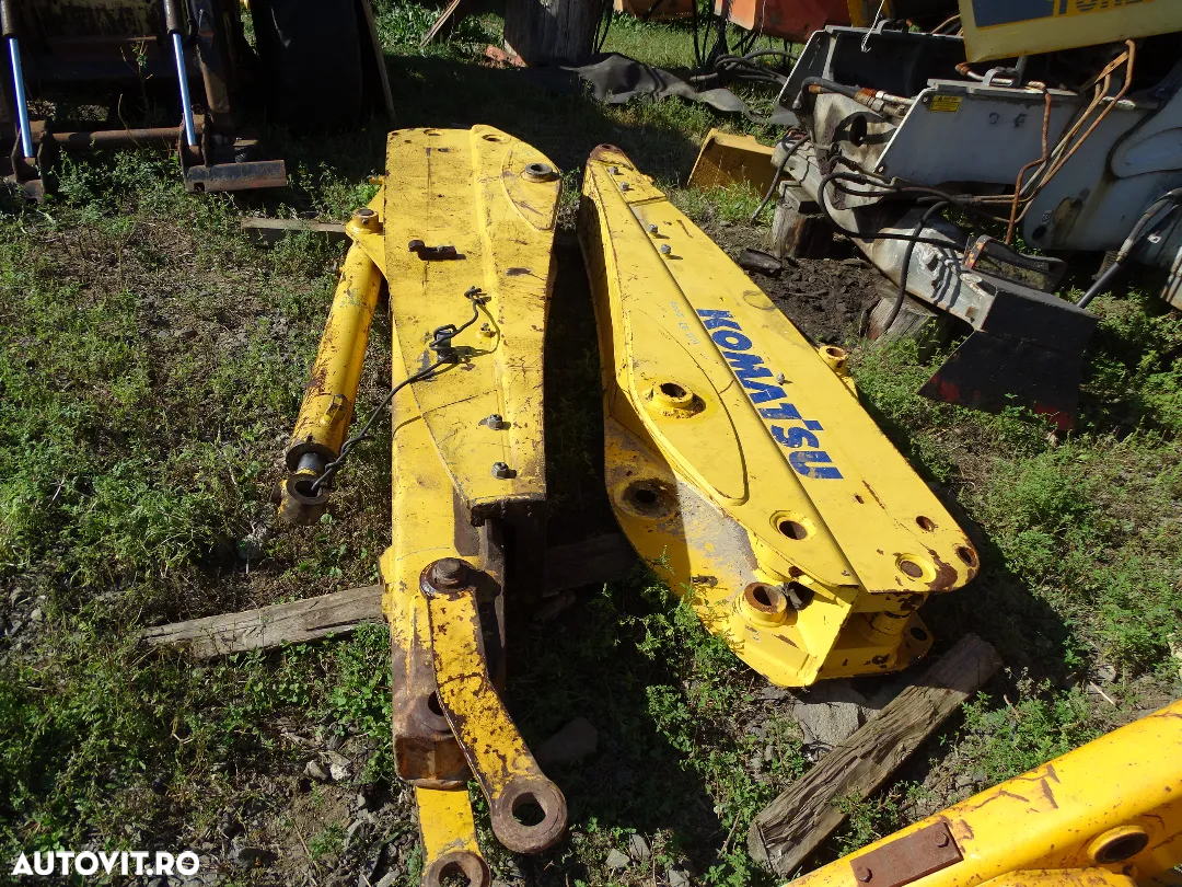 Barat si antebrat Komatsu WB 93 - 4