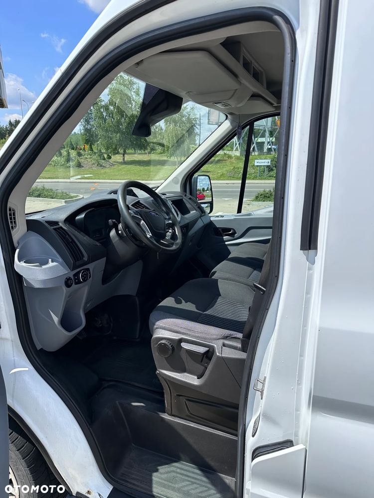 Ford Transit - 28