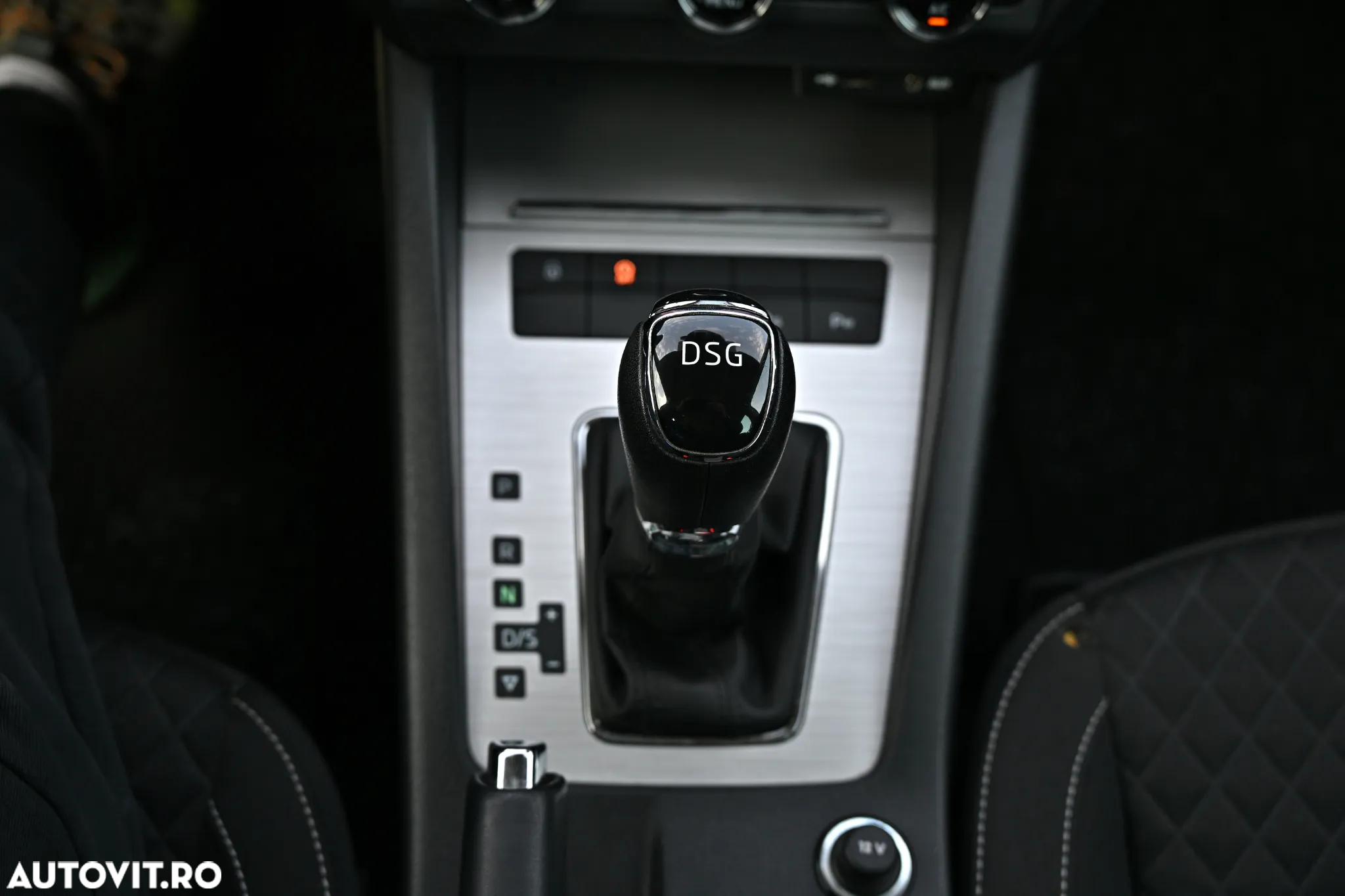 Skoda Octavia 2.0 TDI DSG Style - 39
