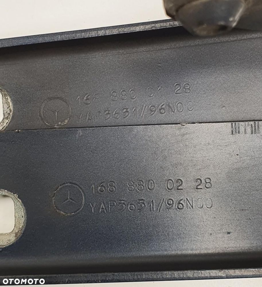 ZAWIASY MASKI MERCEDES W168 1688800228 PARA - 2