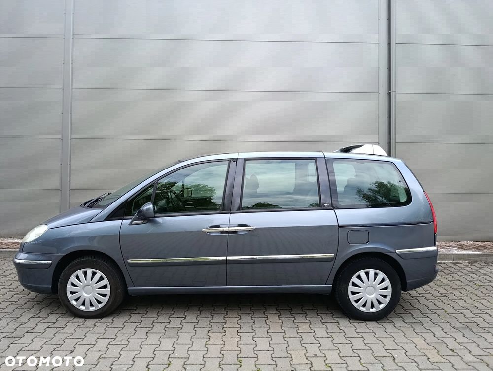 Peugeot 807 2.0 HDi Trendy - 21