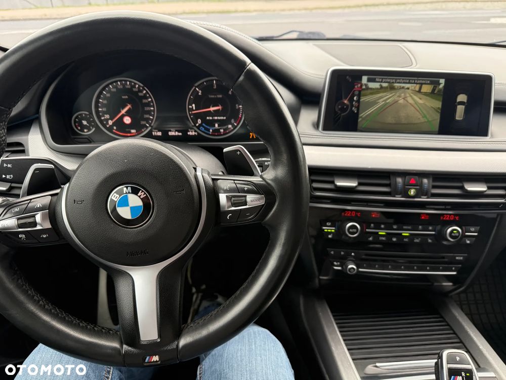 BMW X5 M M50d - 13