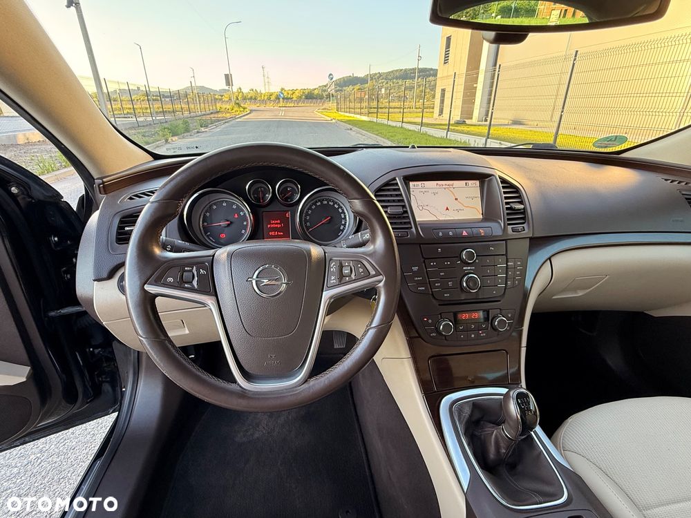 Opel Insignia 1.6 T Cosmo - 27