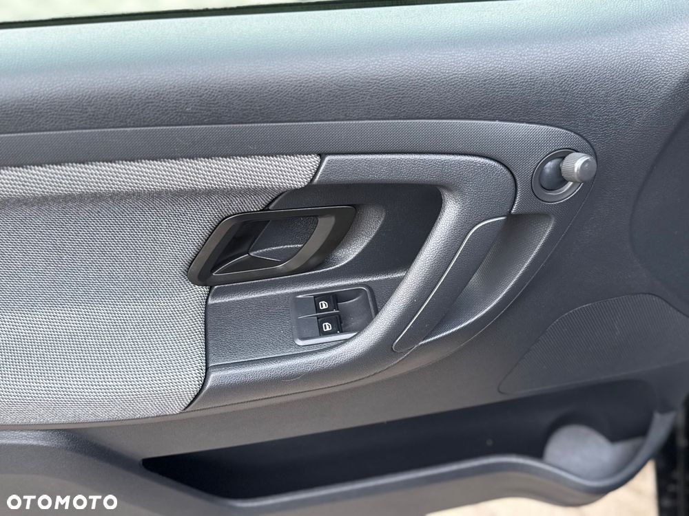 Skoda Fabia 1.2 TSI Ambiente - 11