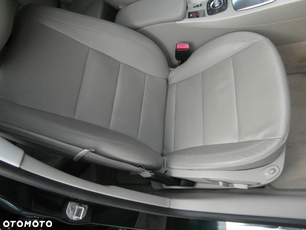 Renault Laguna 2.0 16V Turbo Initiale - 19