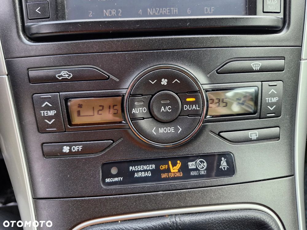 Toyota Auris 1.6 Prestige - 14