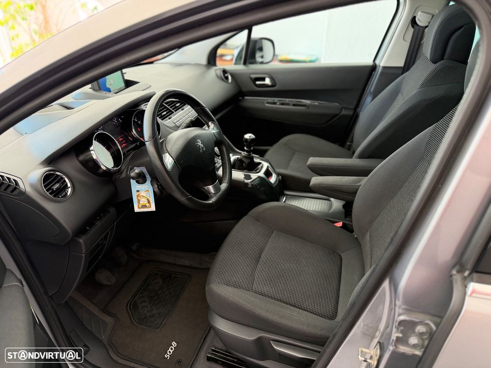 Peugeot 5008 - 9