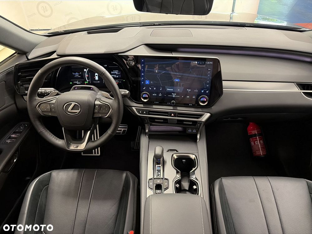Lexus RX - 13