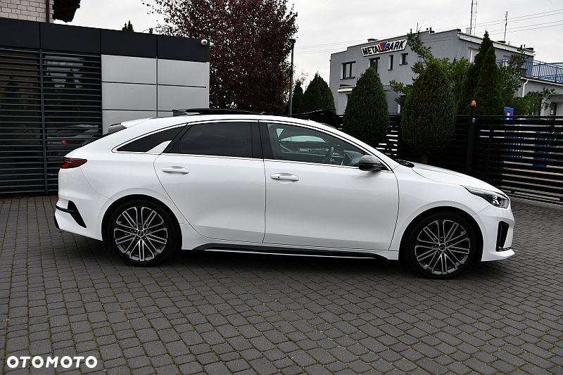 Kia ProCeed 1.4 T-GDI DCT7 OPF GT LINE - 30