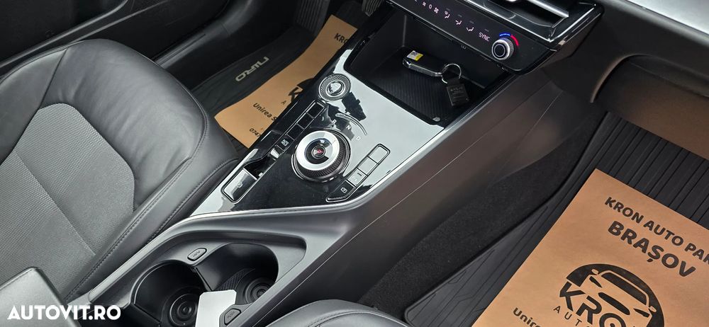 Kia Niro 1.6 GDI HEV 2WD OPF Aut. Vision - 9