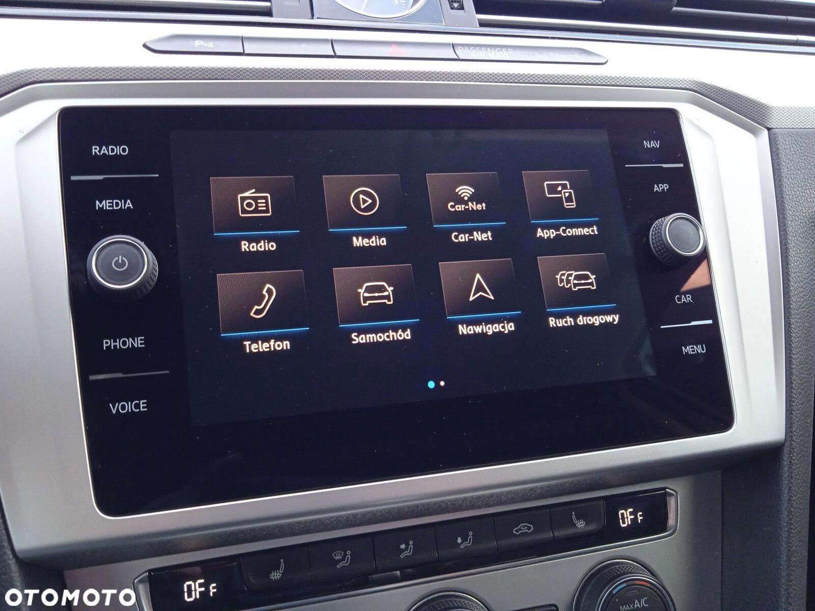 Volkswagen Passat - 20