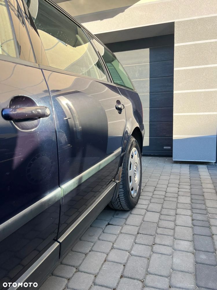 Volkswagen Passat 1.9 TDI CL - 2