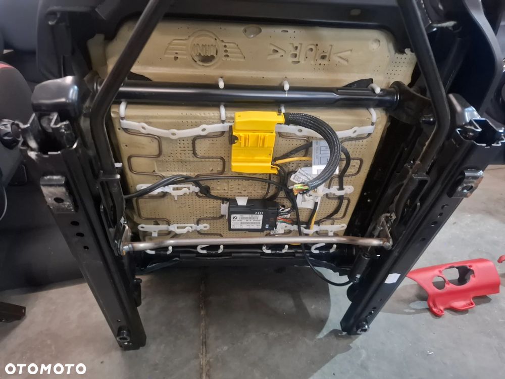 Fotele przód grzane tył boczki komplet Mini Cooper R56 2012 rok - 7