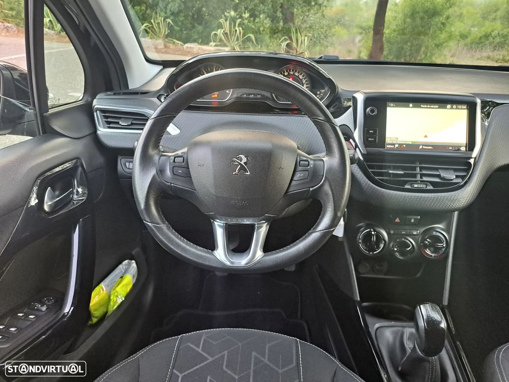 Peugeot 2008 BlueHDi 100 Active - 12