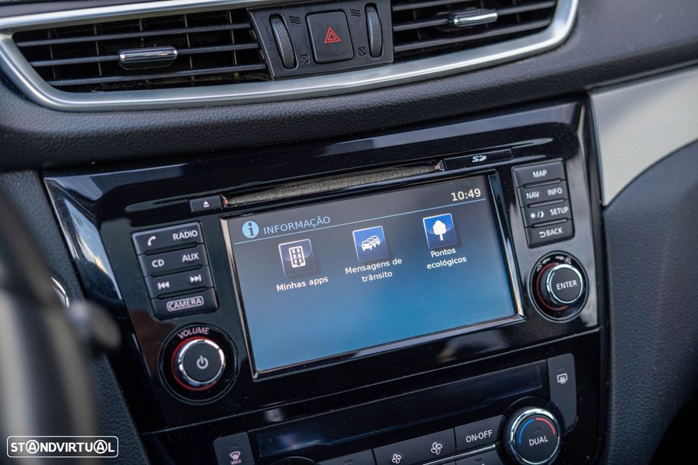 Nissan Qashqai 1.2 DIG-T N-Connecta 18 - 27