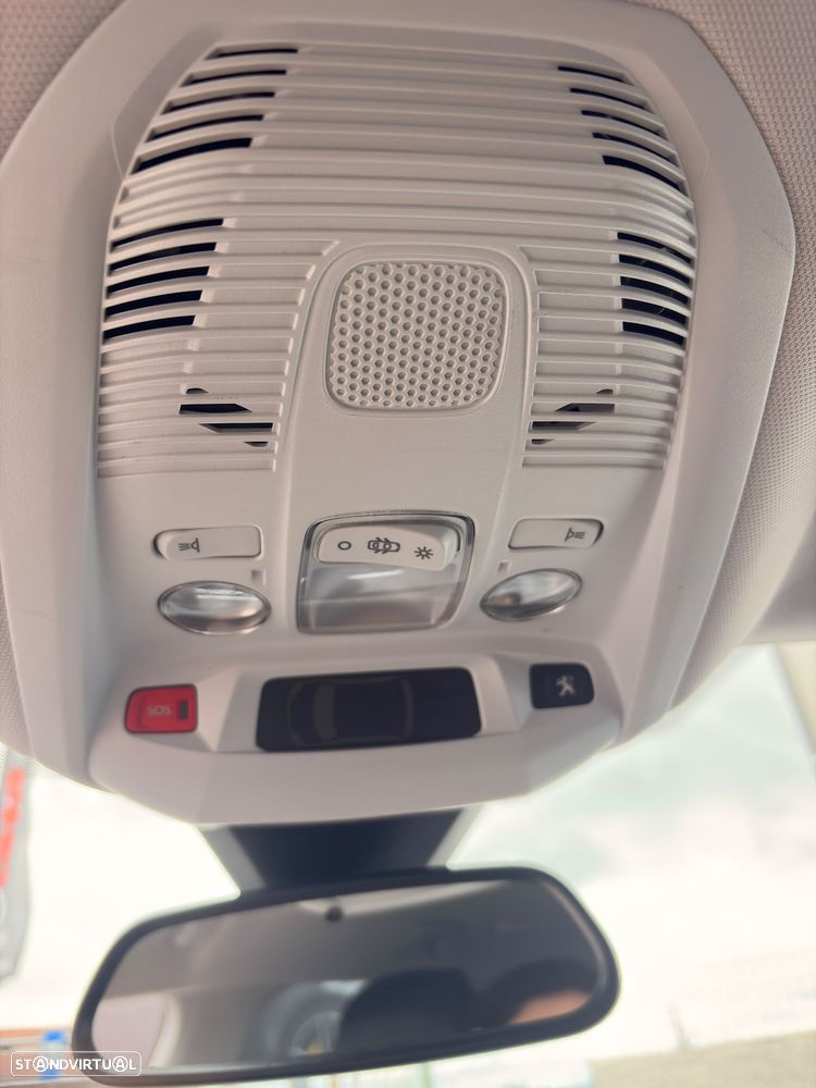 Peugeot 5008 - 13