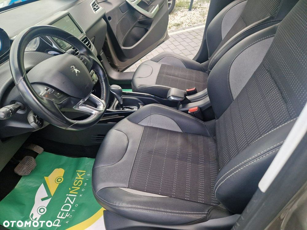Peugeot 2008 PureTech 110 GPF Stop&Start EAT6 Allure - 20