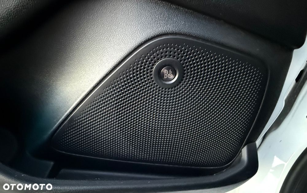 Ford Fiesta 1.0 EcoBoost S&S TITANIUM - 24
