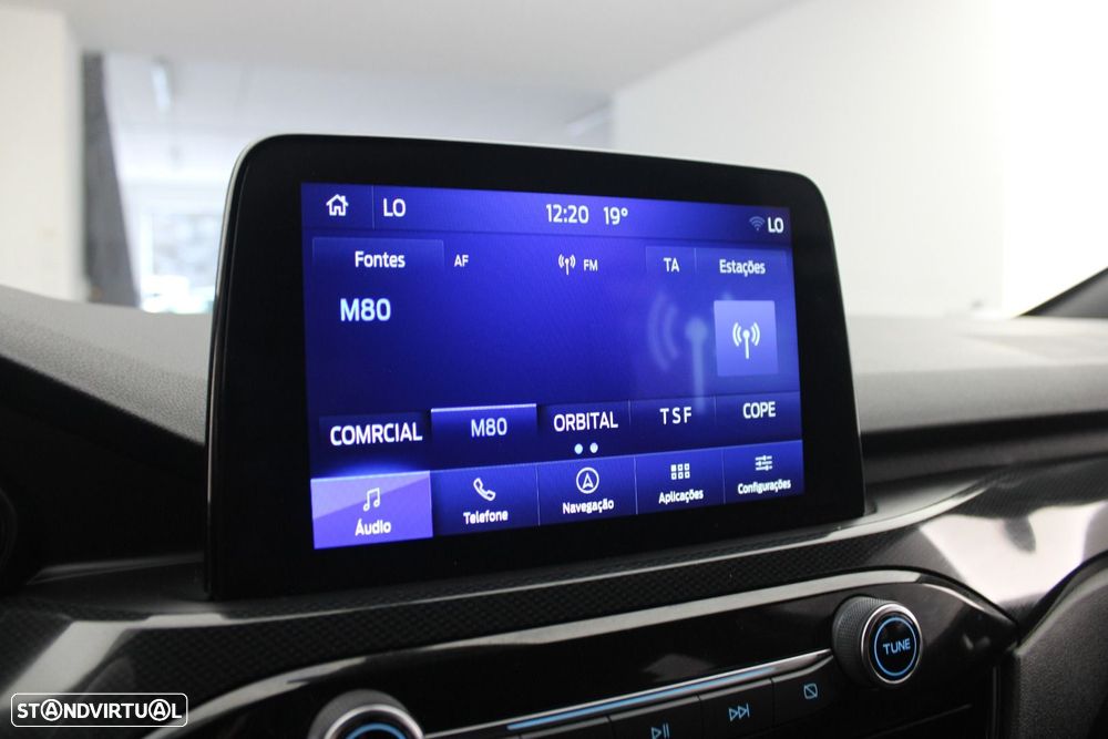 Ford Kuga - 17