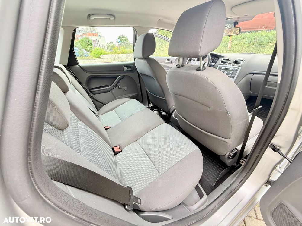Ford Focus 1.6 TDCi Trend - 9