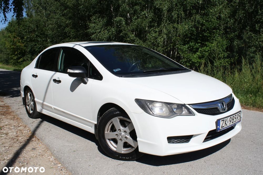 Honda Civic 1.8 Executive - 9