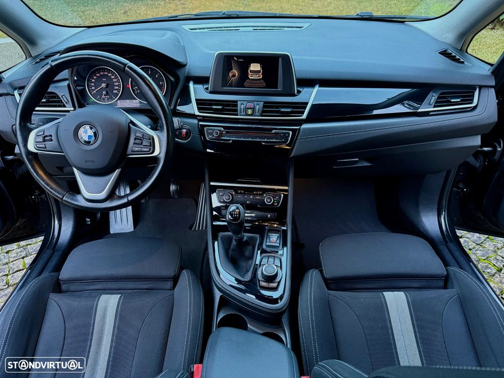 BMW 216 Active Tourer d Line Sport - 6