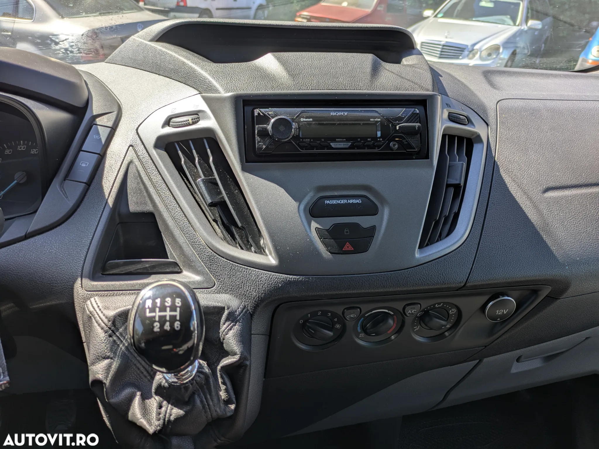 Ford Transit Custom - 9