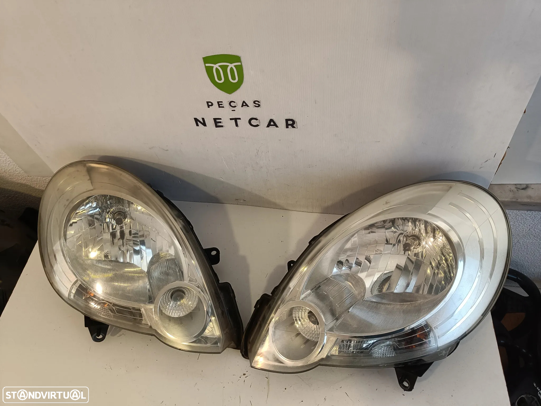 Farol óptica Renault Kangoo 2010 - 2