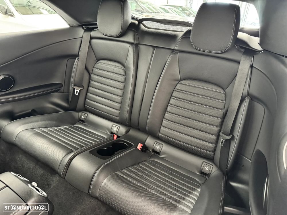 Mercedes-Benz C 200 9G-TRONIC AMG Line - 32