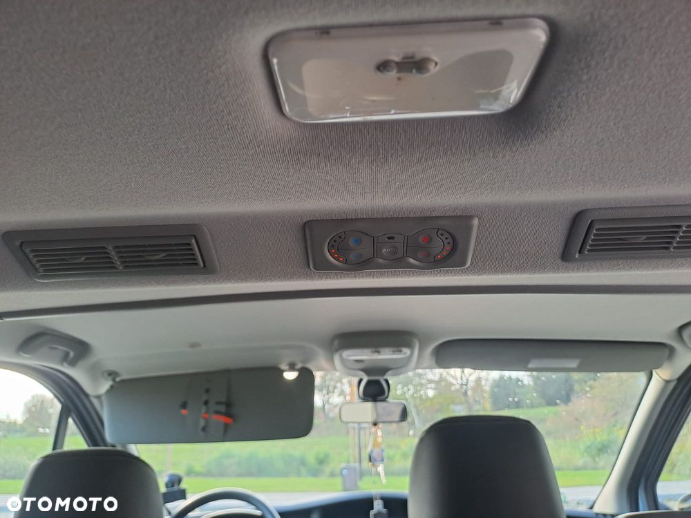 Renault Trafic - 10