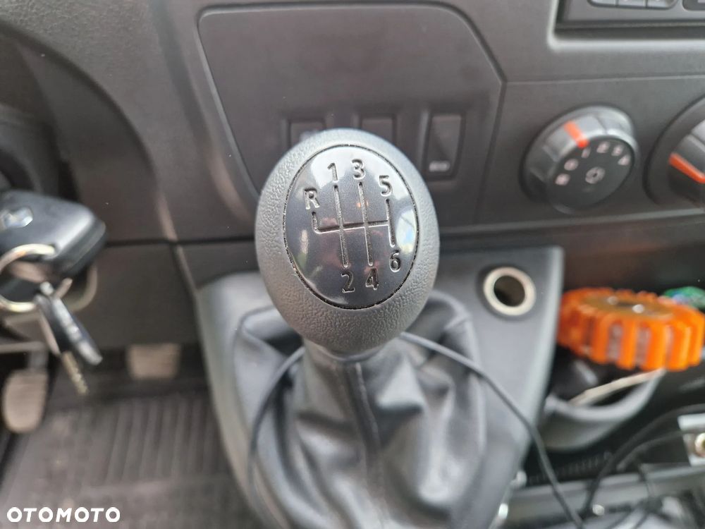 Renault Master - 19