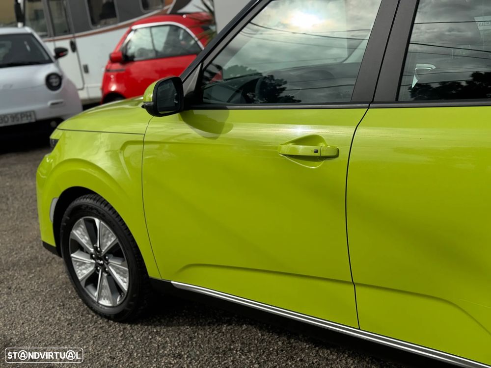 Kia e-Soul Vision - 9