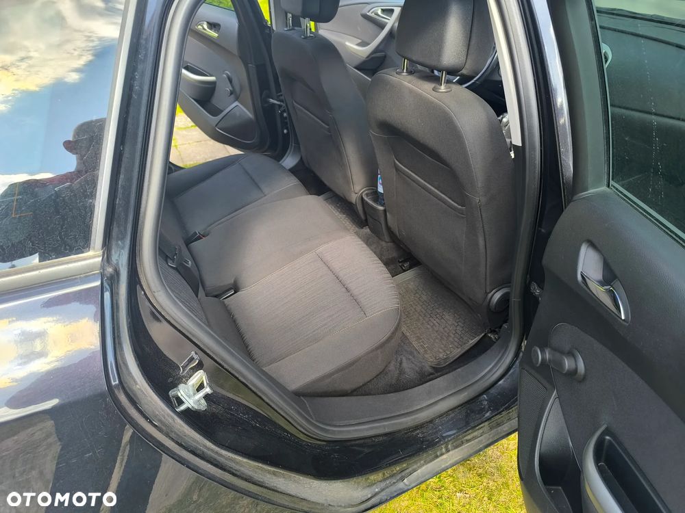 Opel Astra 1.7 CDTI DPF Cosmo - 17