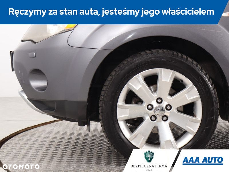 Mitsubishi Outlander - 16
