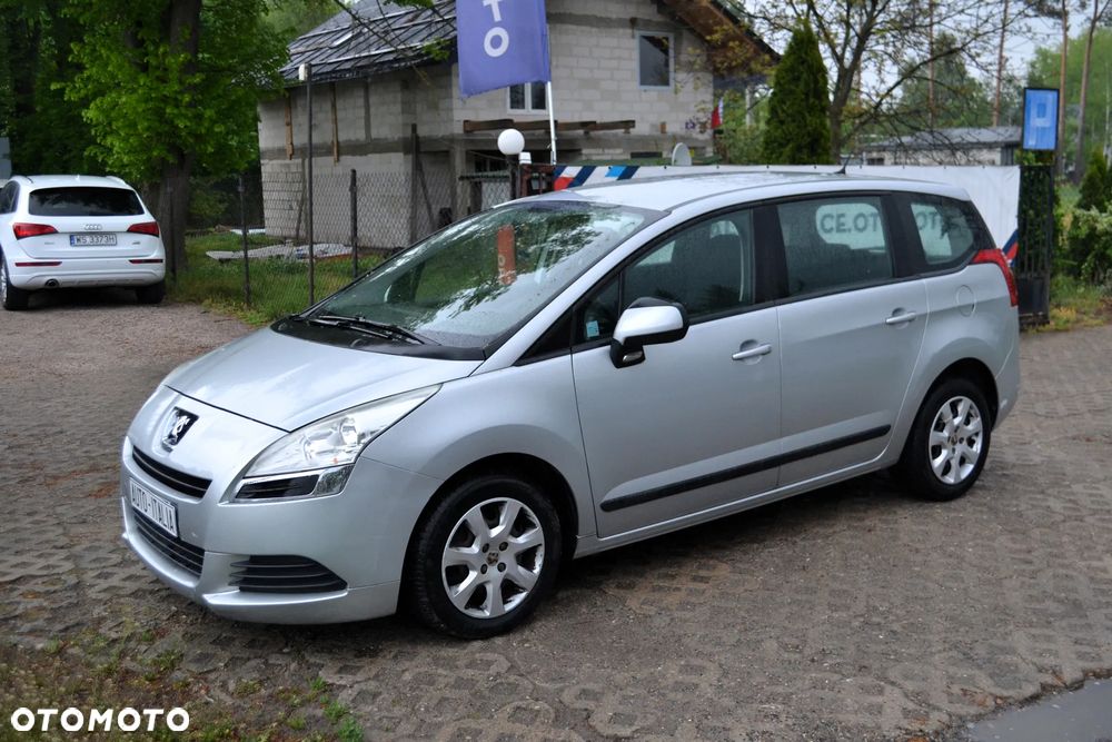 Peugeot 5008 HDI FAP 110 Family Plus - 16
