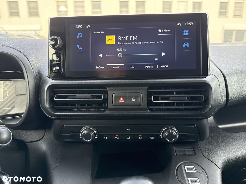 Toyota Proace City - 28