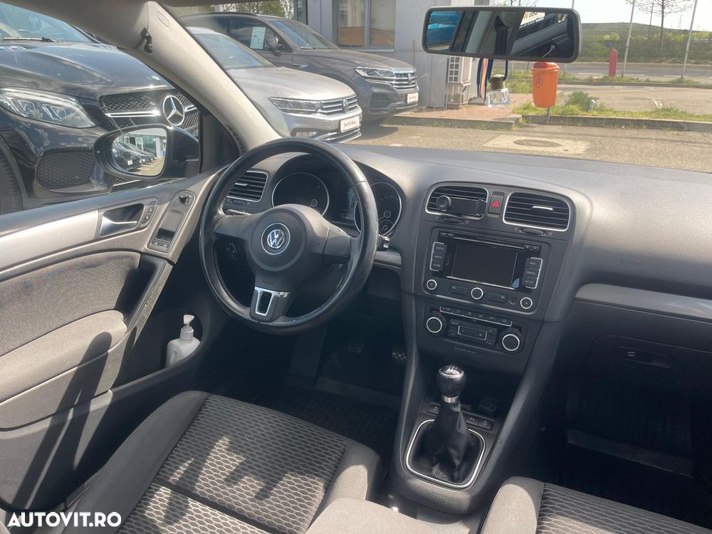 Volkswagen Golf 1.6 TDI DPF Trendline - 15