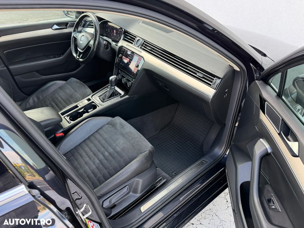 Volkswagen Passat 2.0 TDI DSG 4Motion Highline - 26