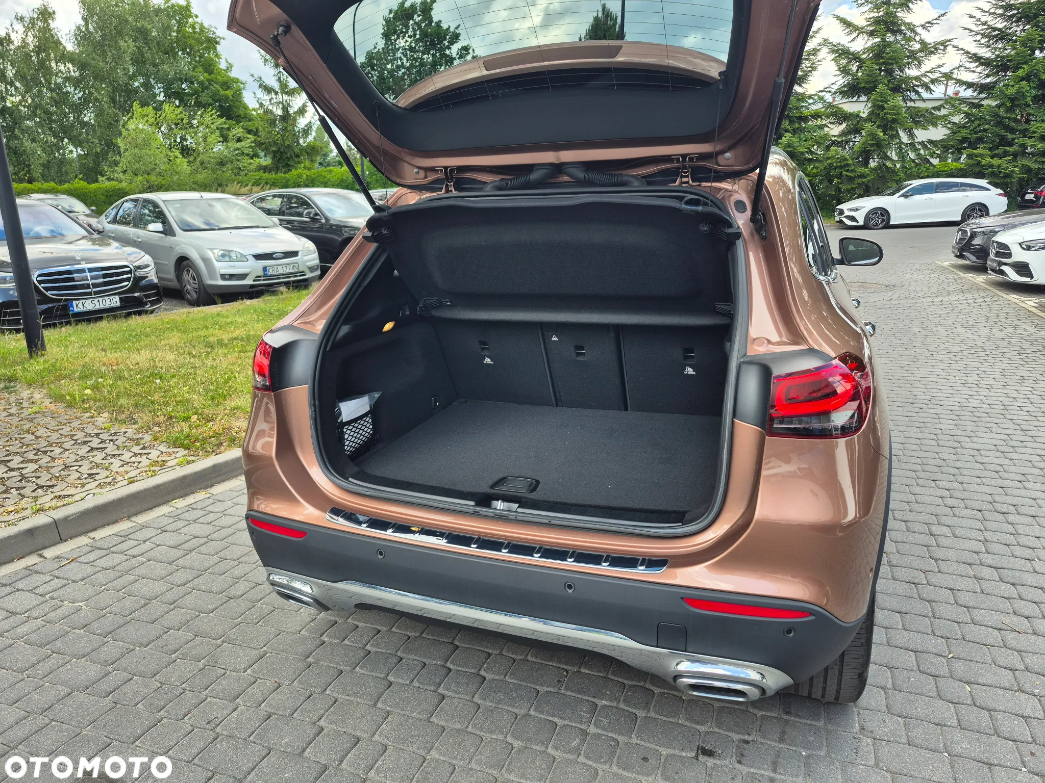 Mercedes-Benz GLA 200 4-Matic Progressive - 29