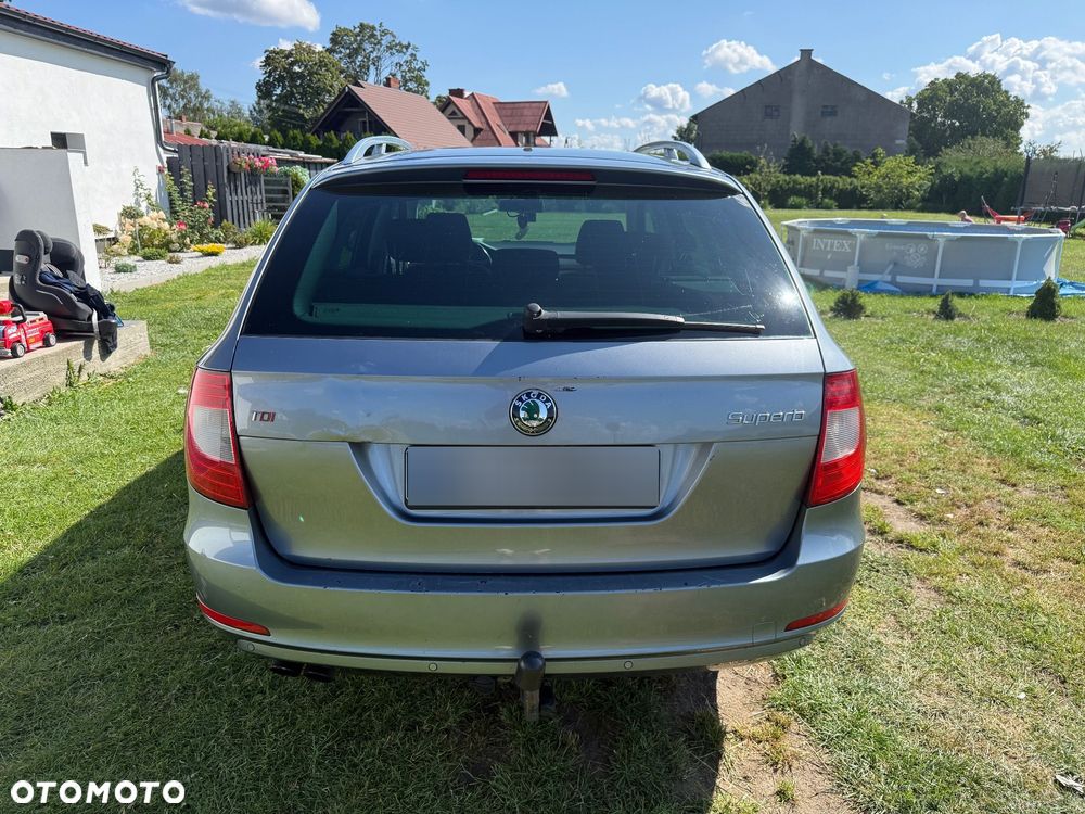 Skoda Superb 2.0 TDI Elegance DSG - 7