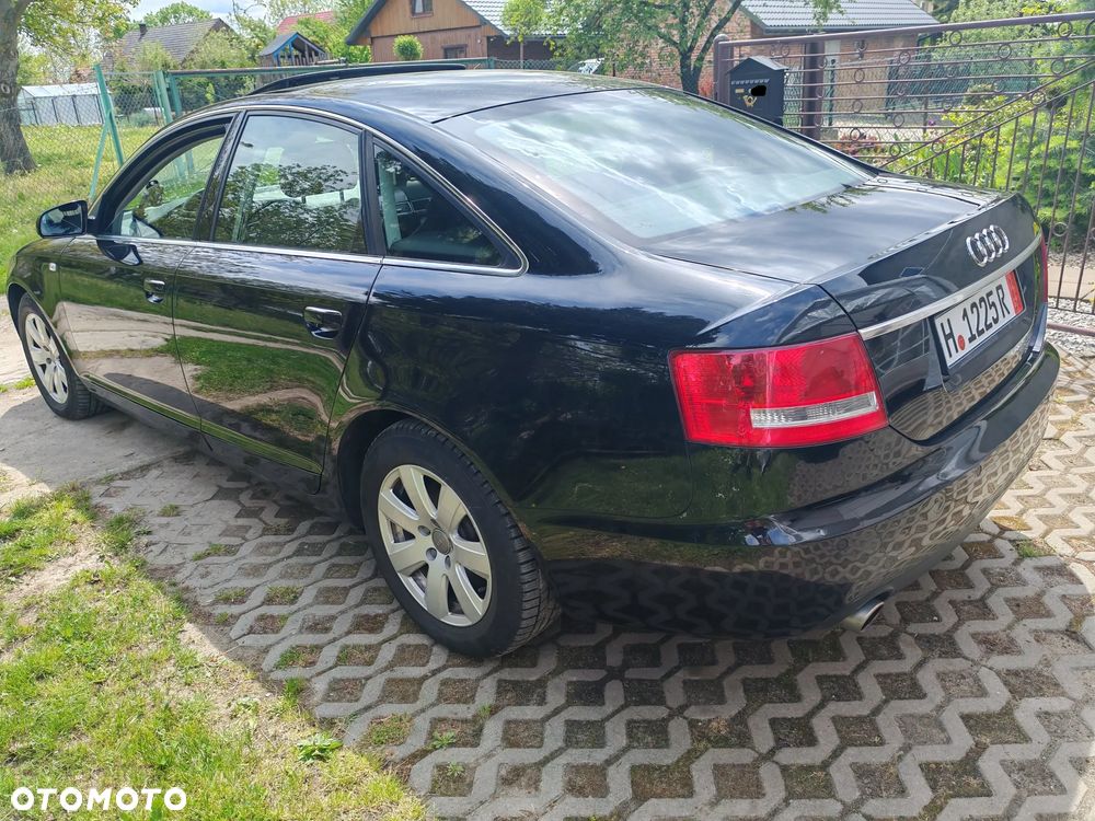 Audi A6 Limousine 2.4 - 3