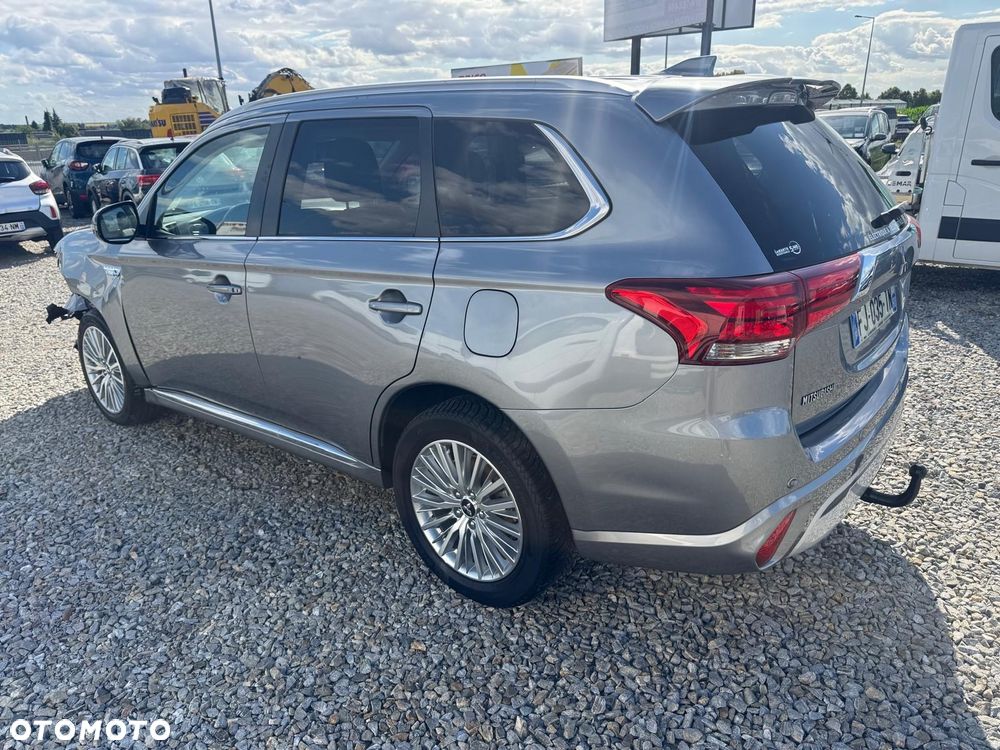 Mitsubishi Outlander 2.4 4WD Diamant - 5