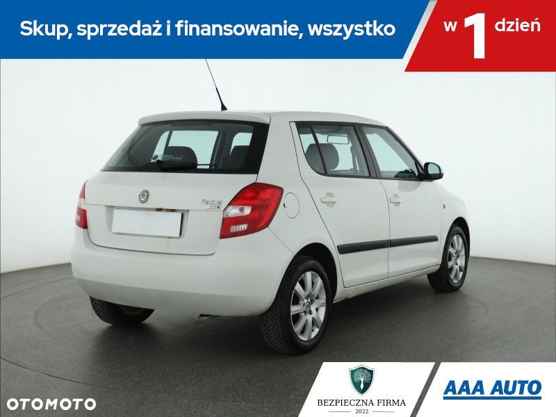 Skoda Fabia - 7