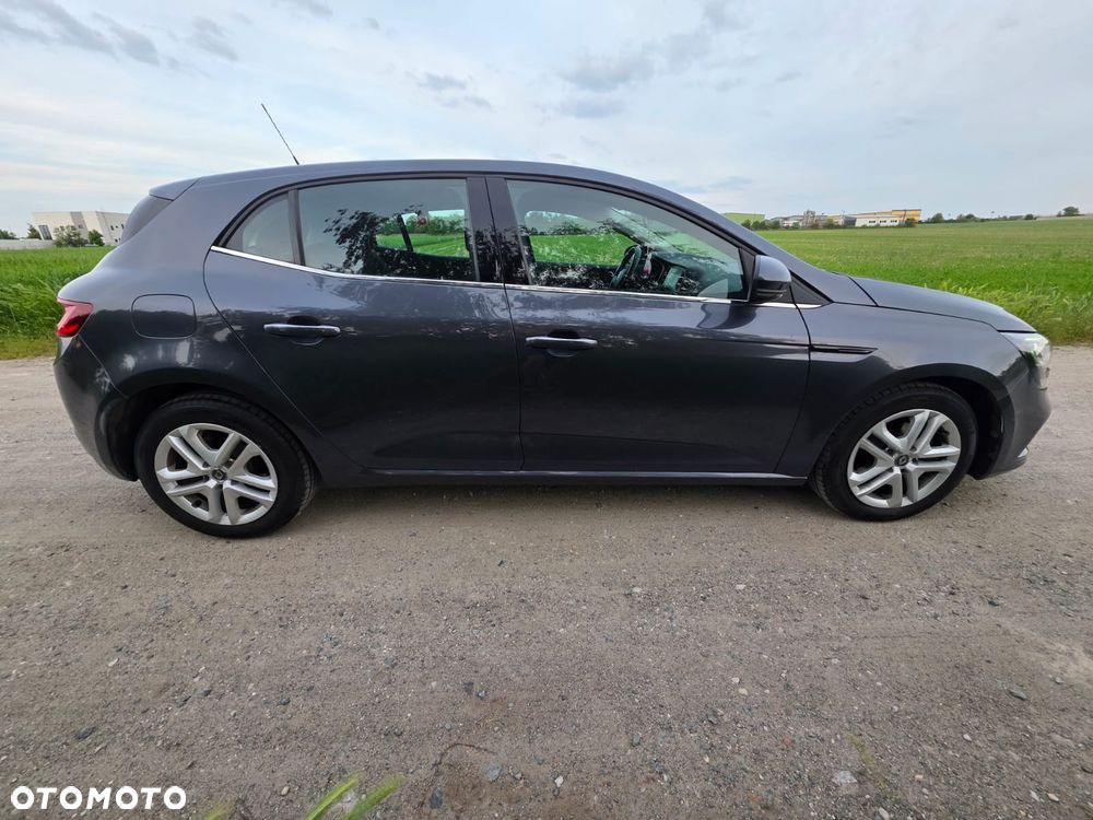 Renault Megane 1.5 Blue dCi Intens - 14