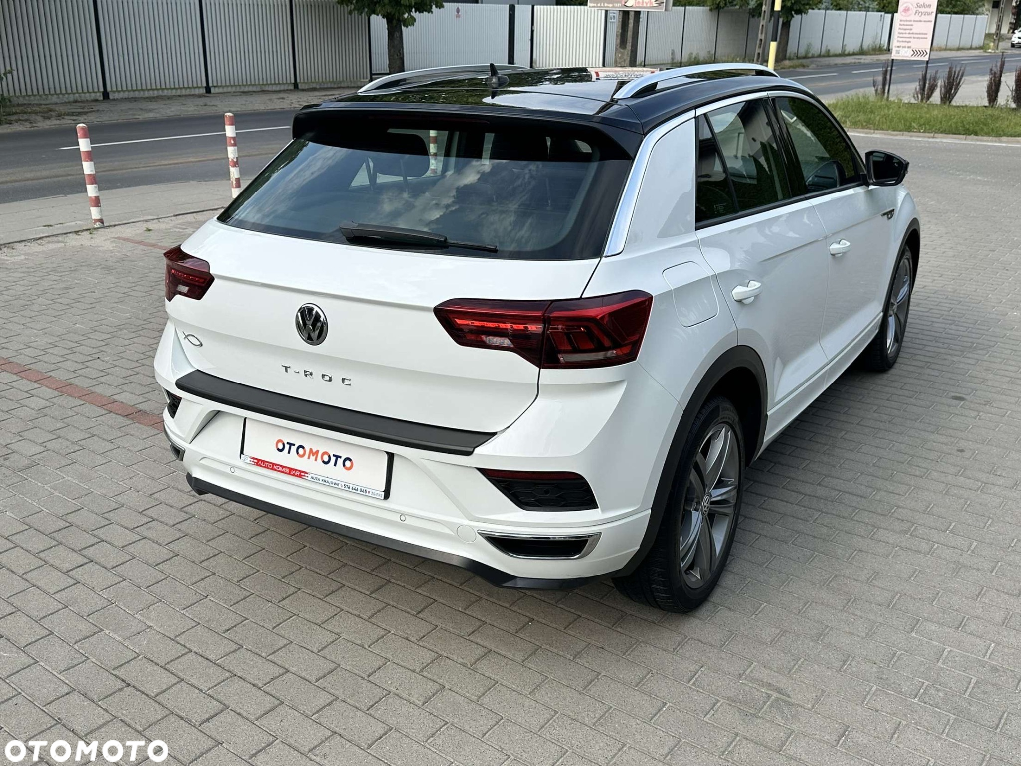 Volkswagen T-Roc - 9