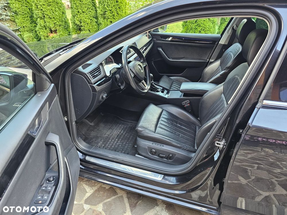 Skoda Superb 2.0 TDI 4x4 L&K DSG - 30