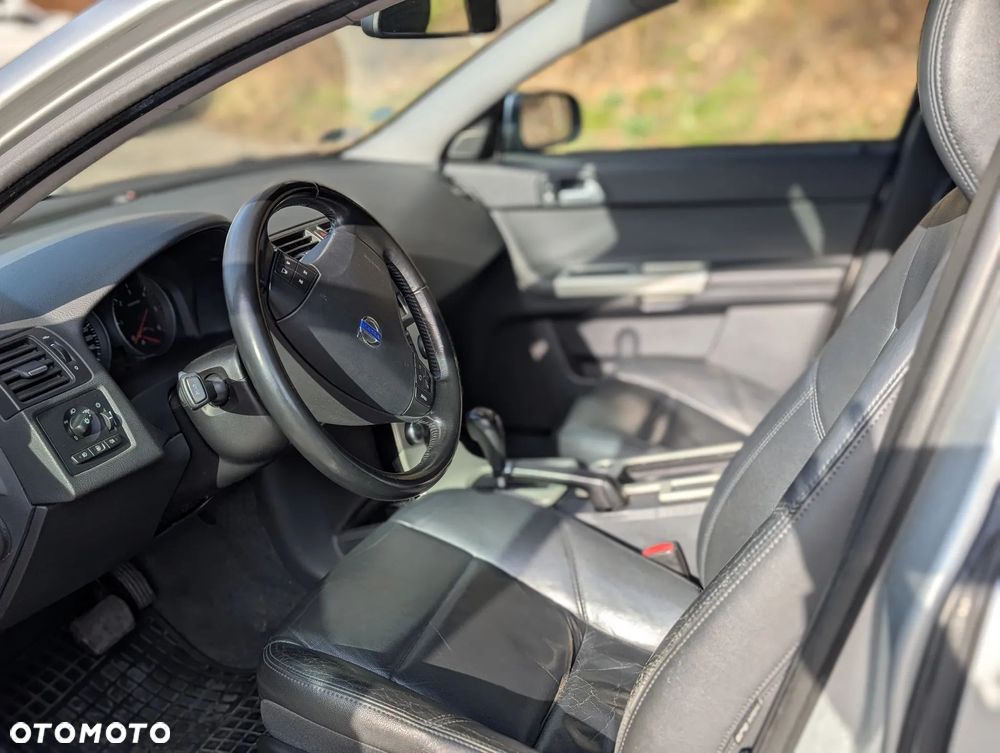 Volvo V50 2.0D DPF Powershift Summum - 19